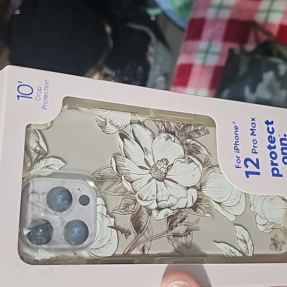 PINK CAMO BACKPACK, 2 CAR WINDOW DECALS AND A 12 PRO MAX PHONE CASE - Picture 3 of 6